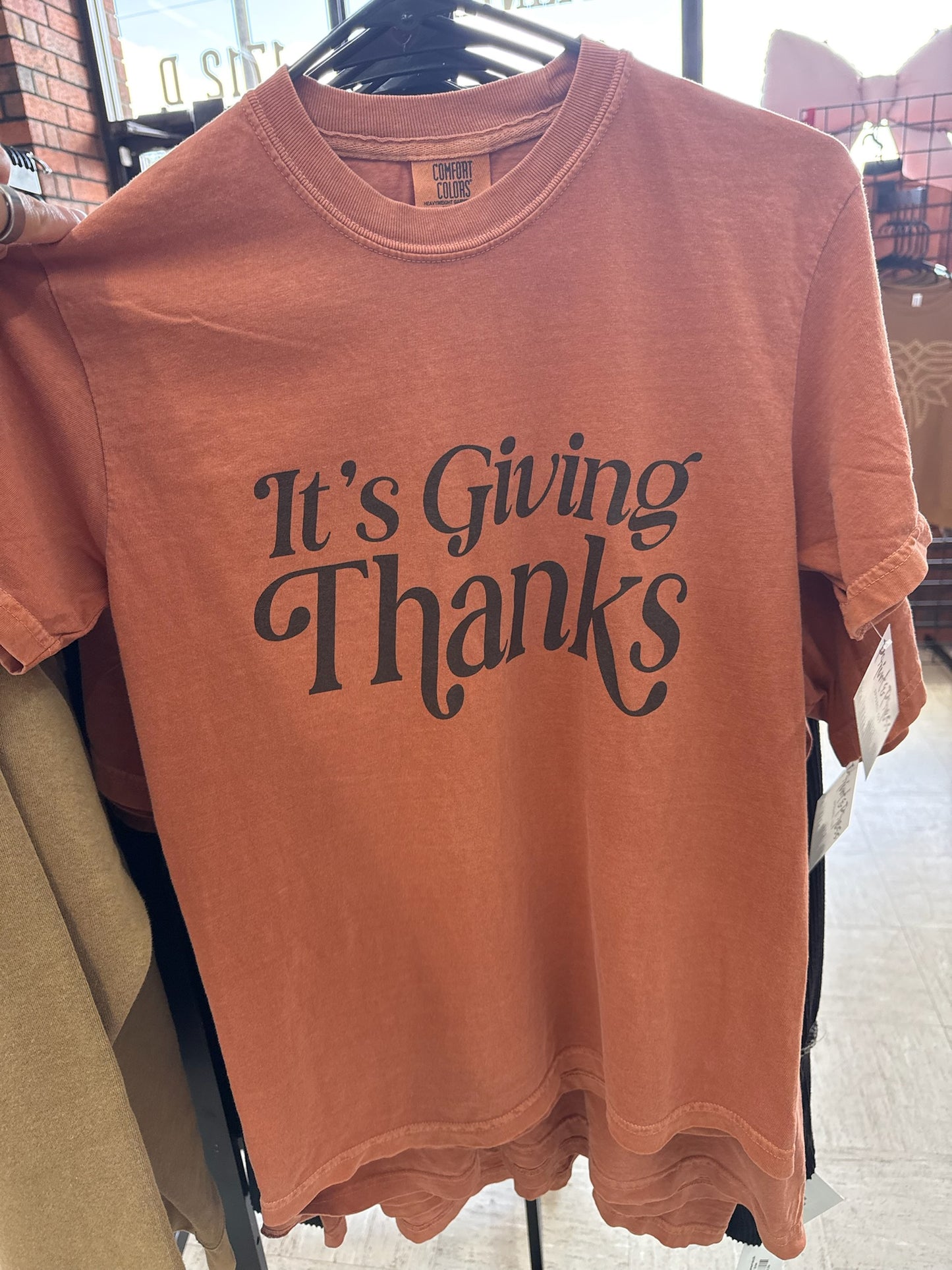 It's Giving Thanks Tee